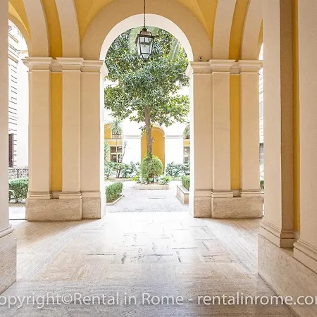 Germanico By In Apartment Rome